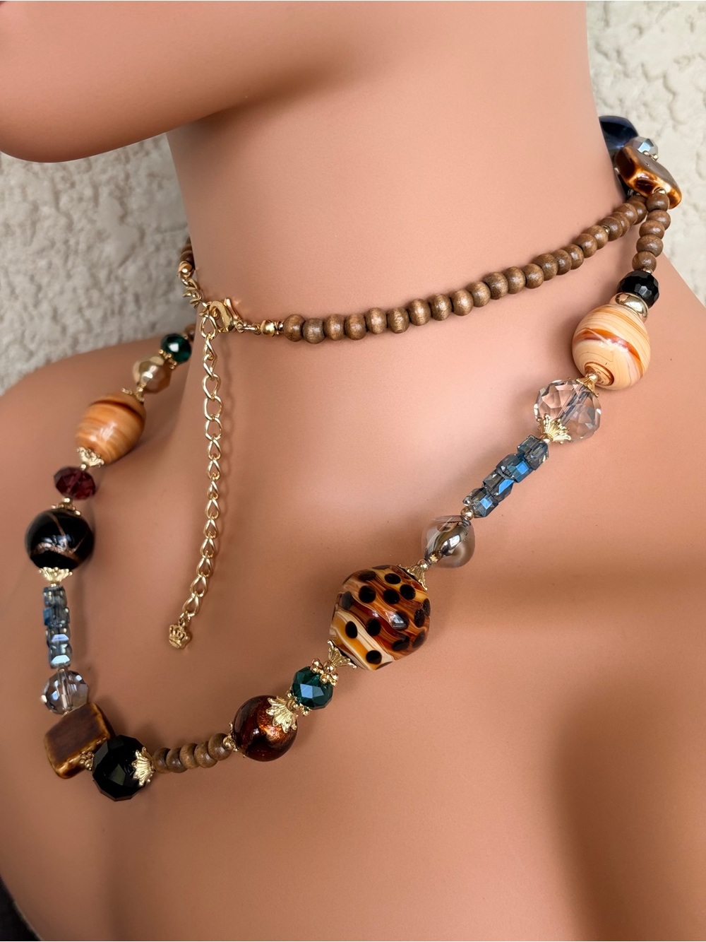 Premier Designs Multicolored Mixed Media Beaded Statement Necklace - Picture 5 of 9